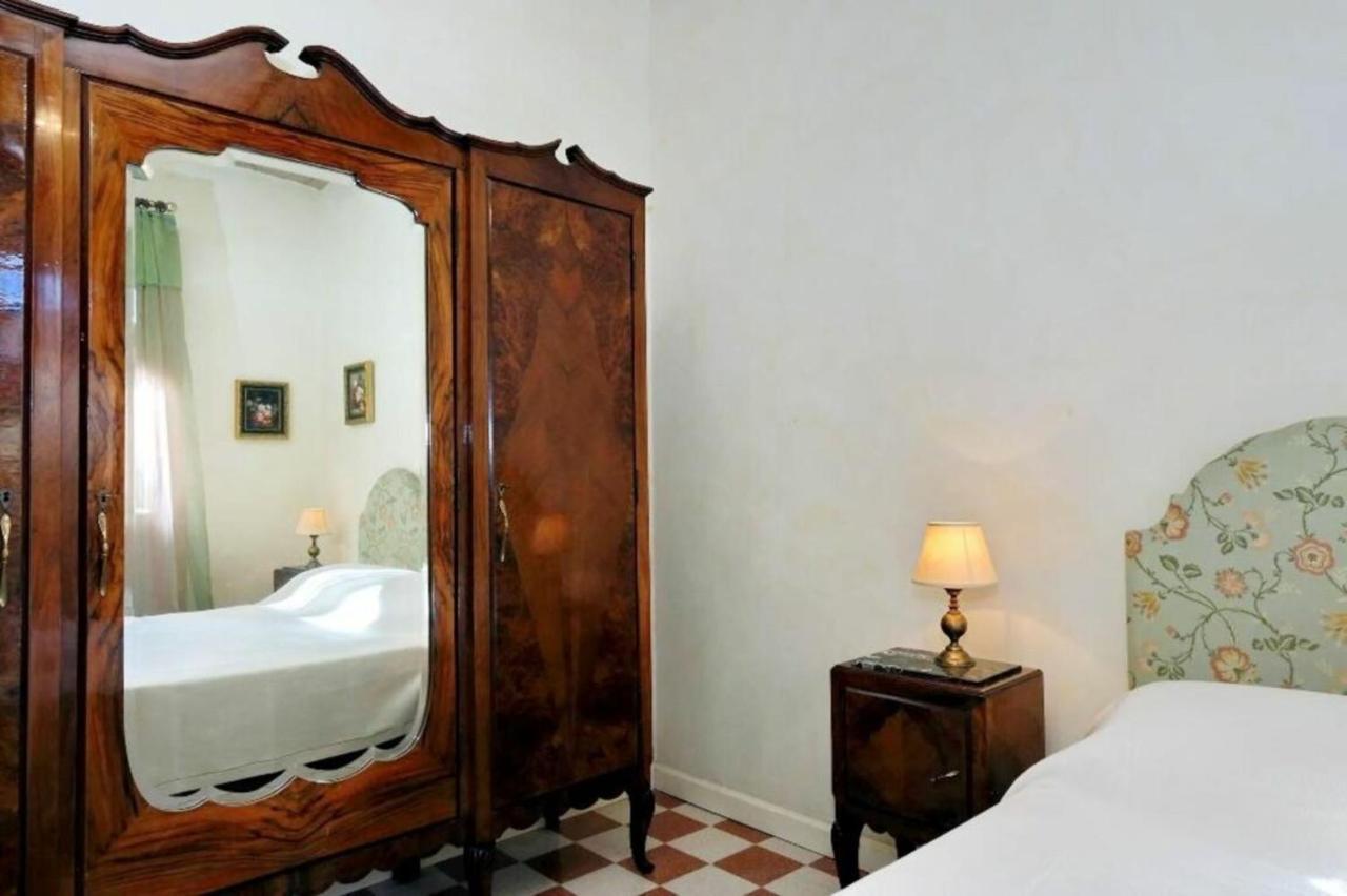 Borgo Vittorio Apartment โรม ภายนอก รูปภาพ