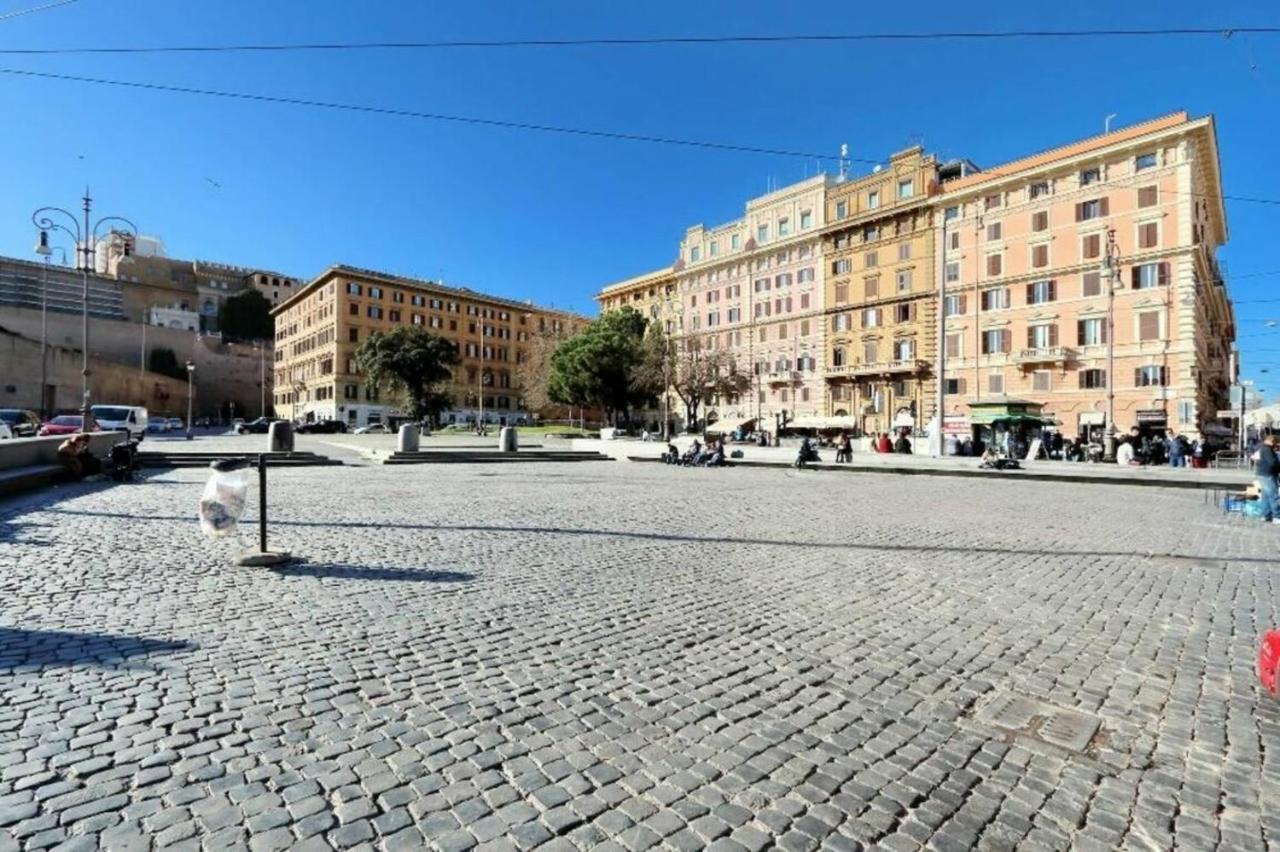 Borgo Vittorio Apartment โรม ภายนอก รูปภาพ