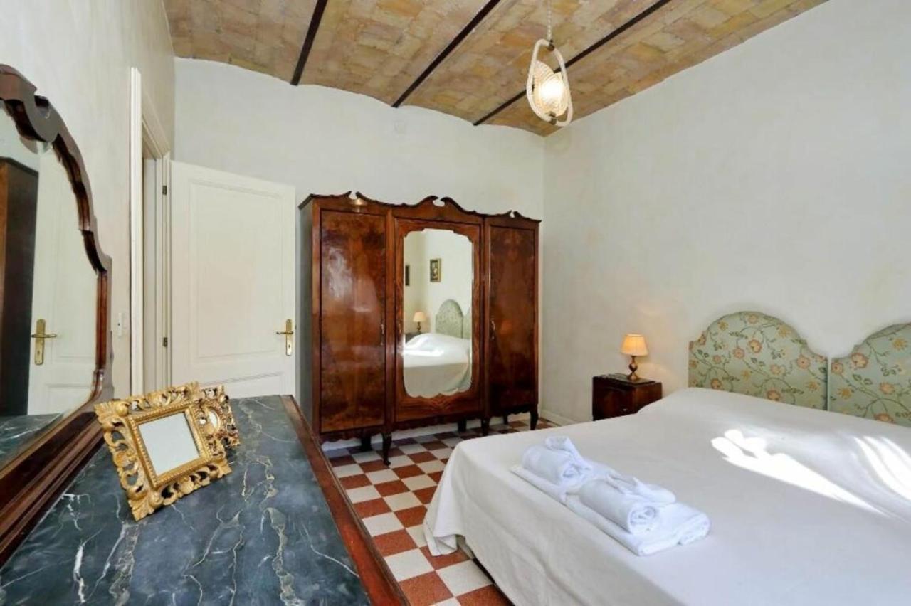 Borgo Vittorio Apartment โรม ภายนอก รูปภาพ